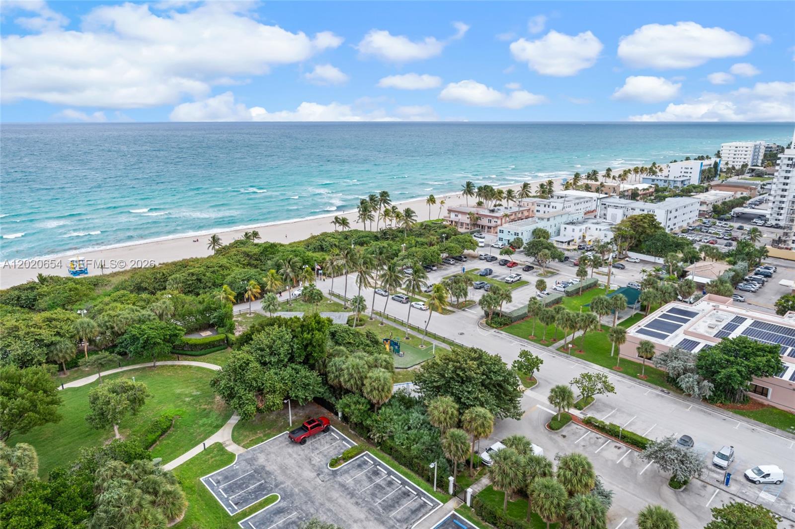 Hollywood FL 33019 - A12020654