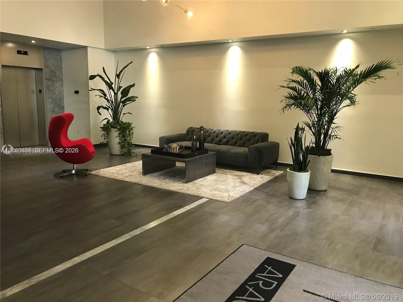 10 Aragon Ave #1018, Coral Gables FL 33134