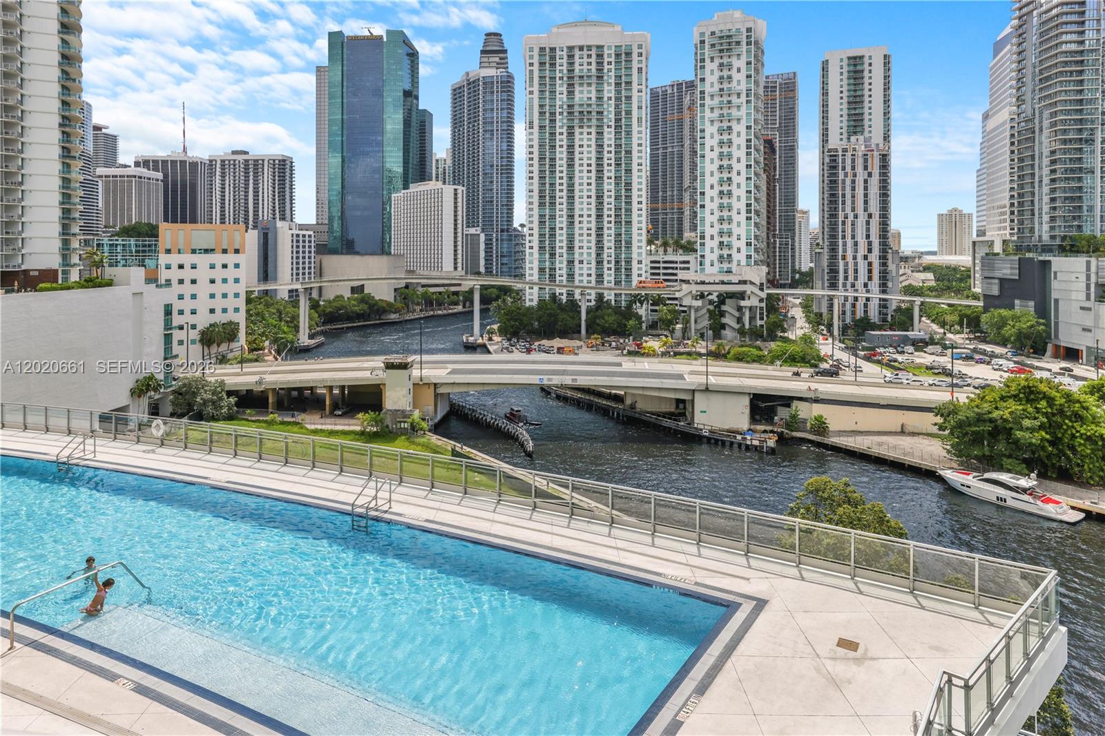 92 SW 3rd St #1201, Miami FL 33130