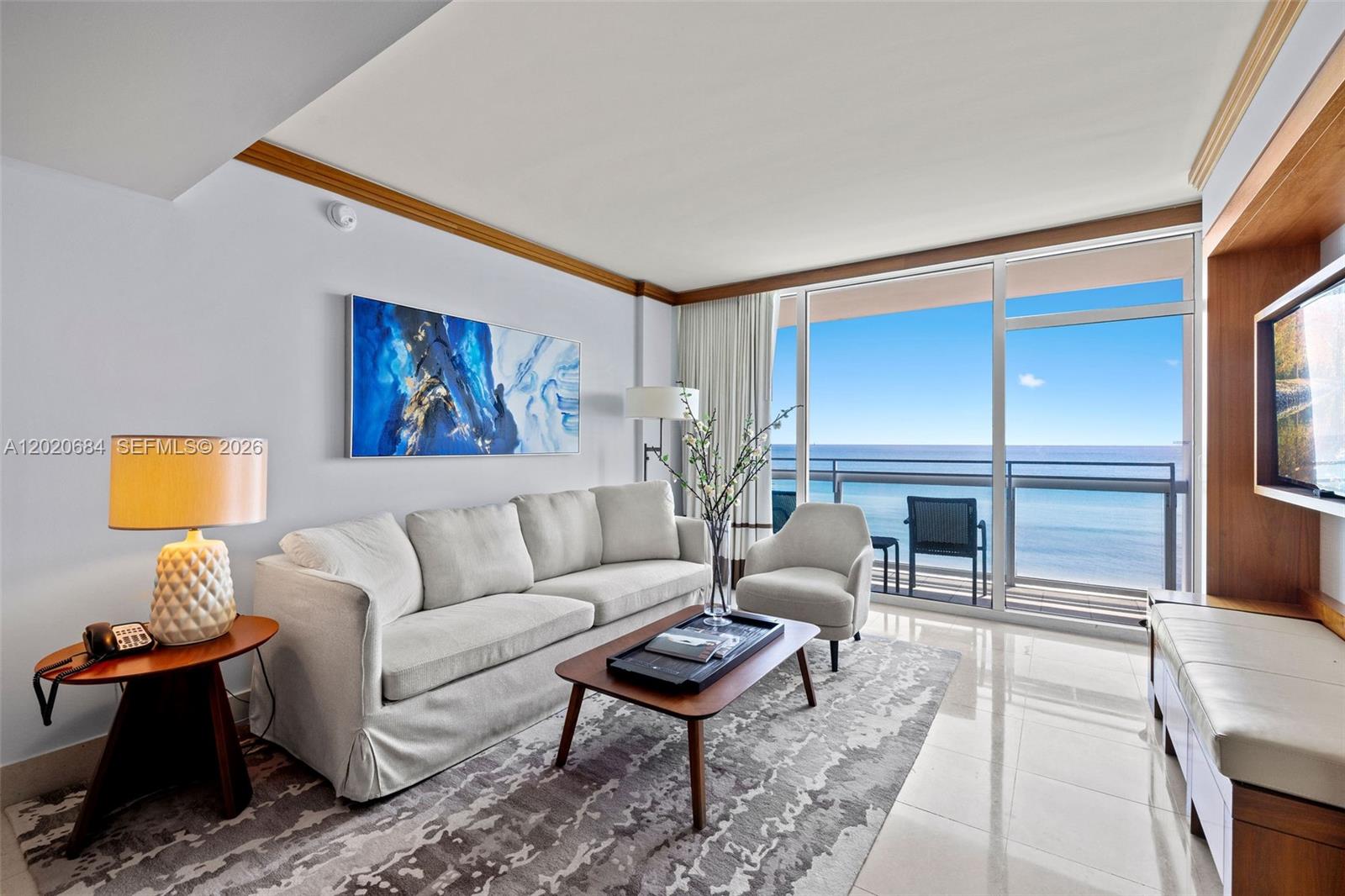 6801 Collins Ave #417, Miami Beach FL 33141