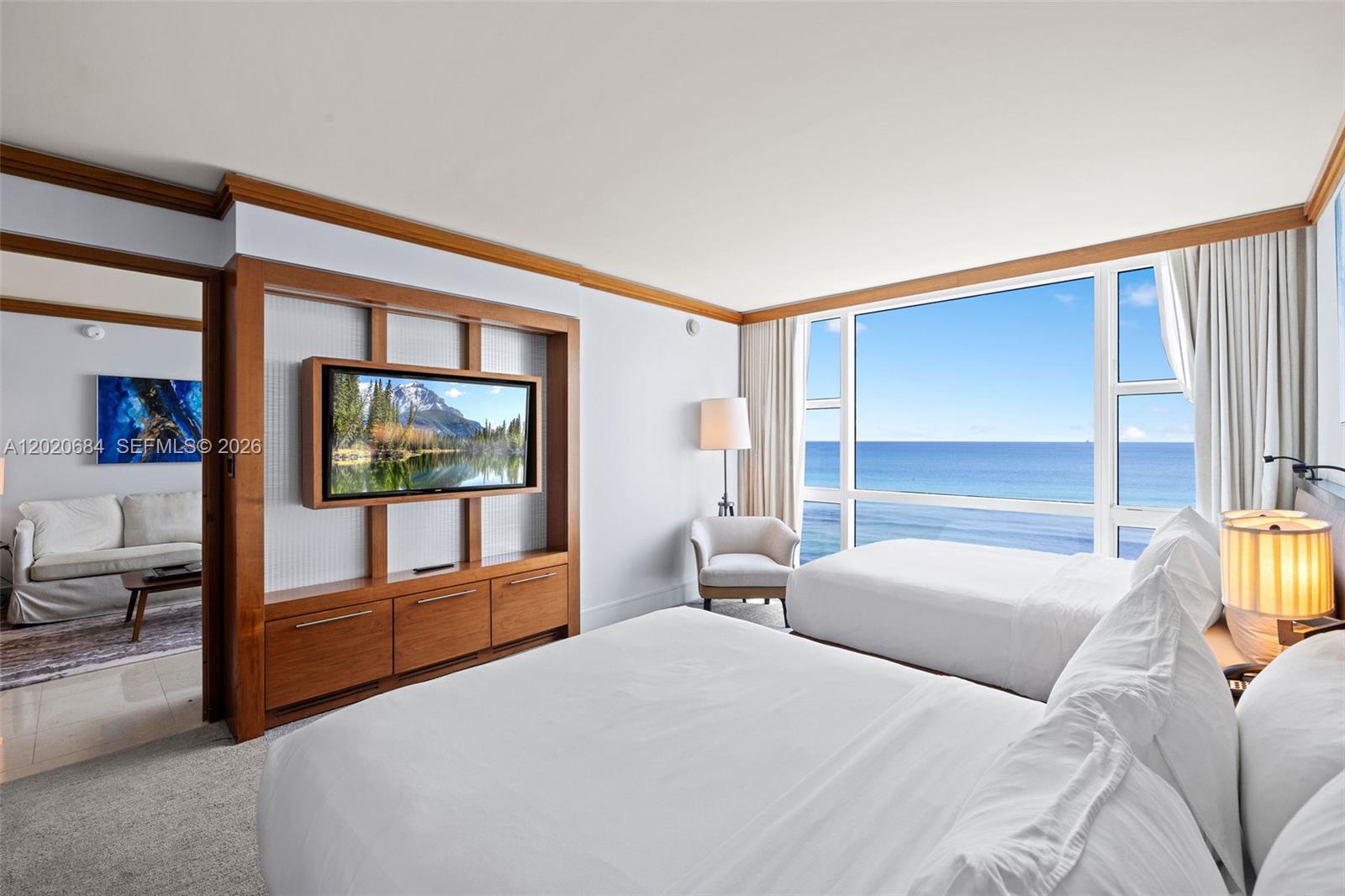 6801 Collins Ave #417, Miami Beach FL 33141