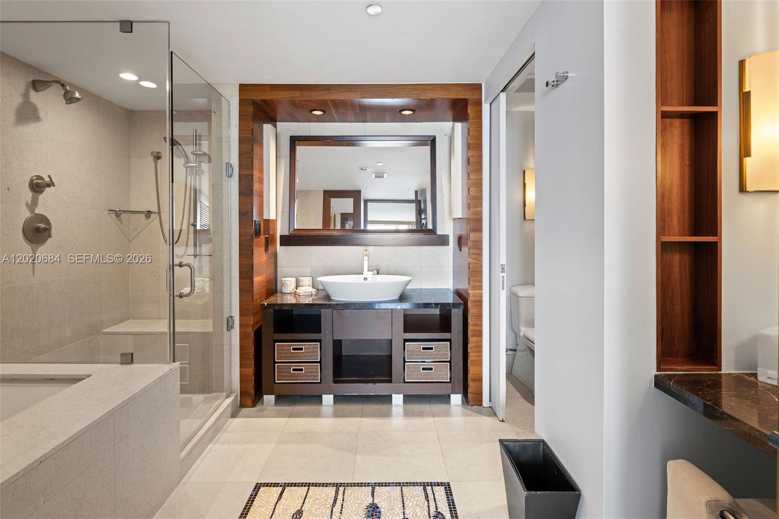 6801 Collins Ave #417, Miami Beach FL 33141