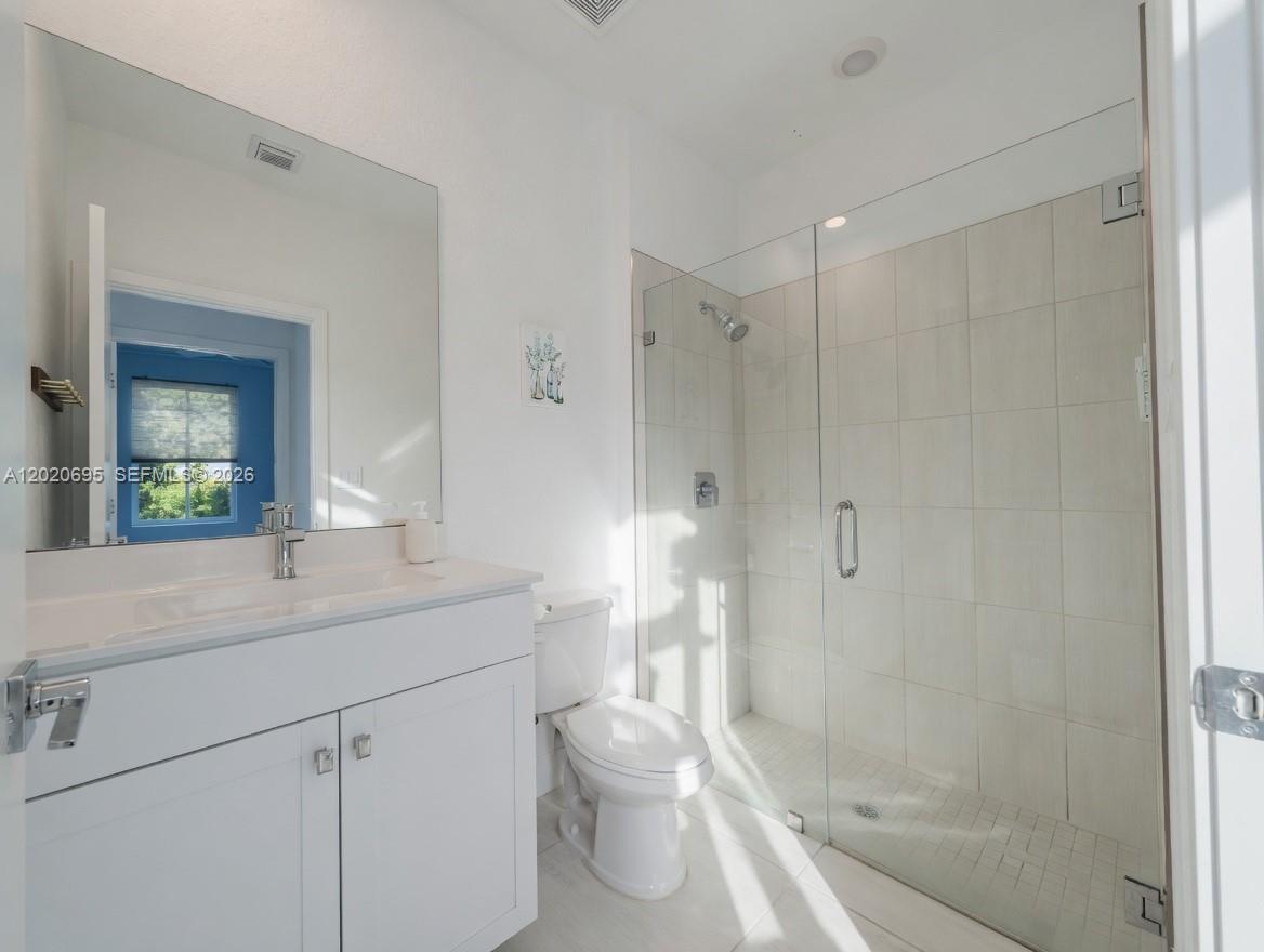 217 SW 170th Ave, Pembroke Pines FL 33027
