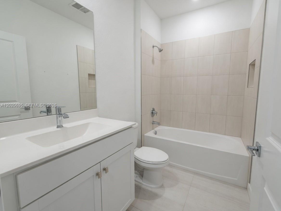 217 SW 170th Ave, Pembroke Pines FL 33027