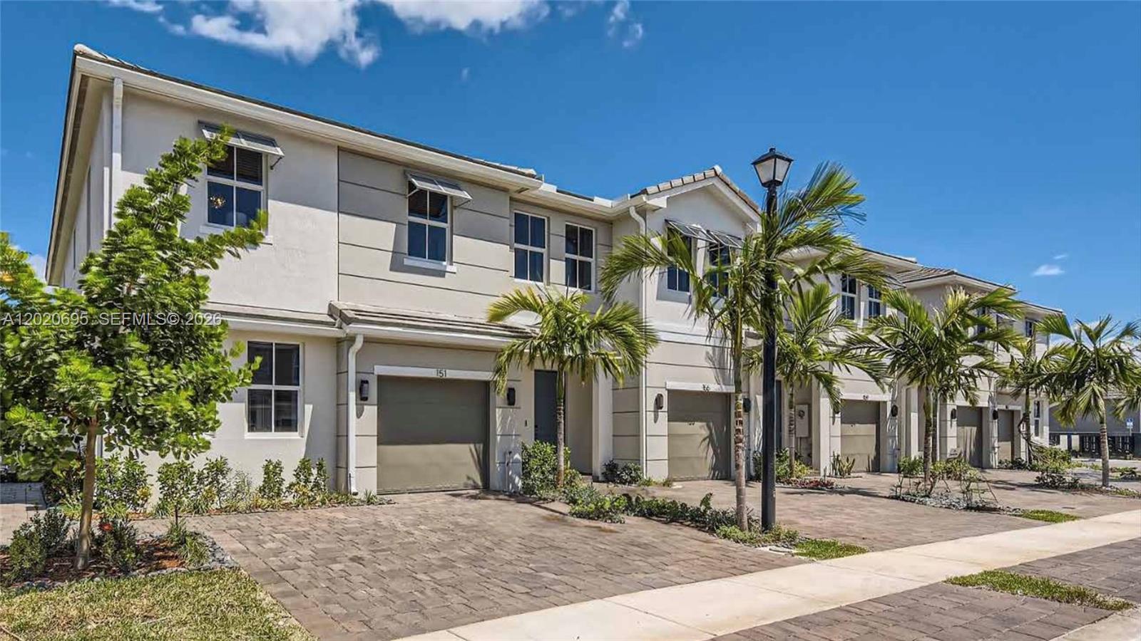 217 SW 170th Ave, Pembroke Pines FL 33027