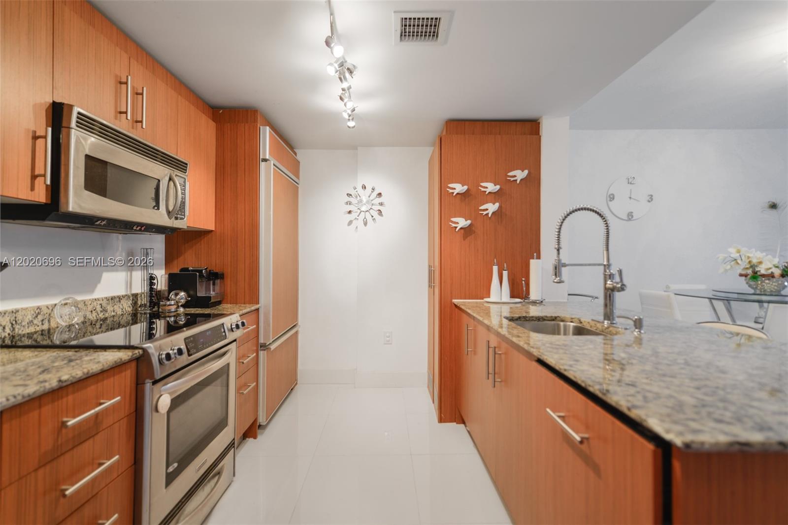 10275 Collins Ave #307, Bal Harbour FL 33154