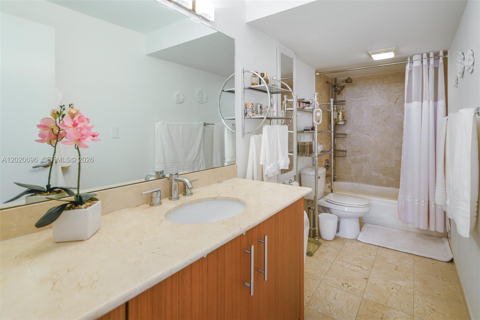 10275 Collins Ave #307, Bal Harbour FL 33154