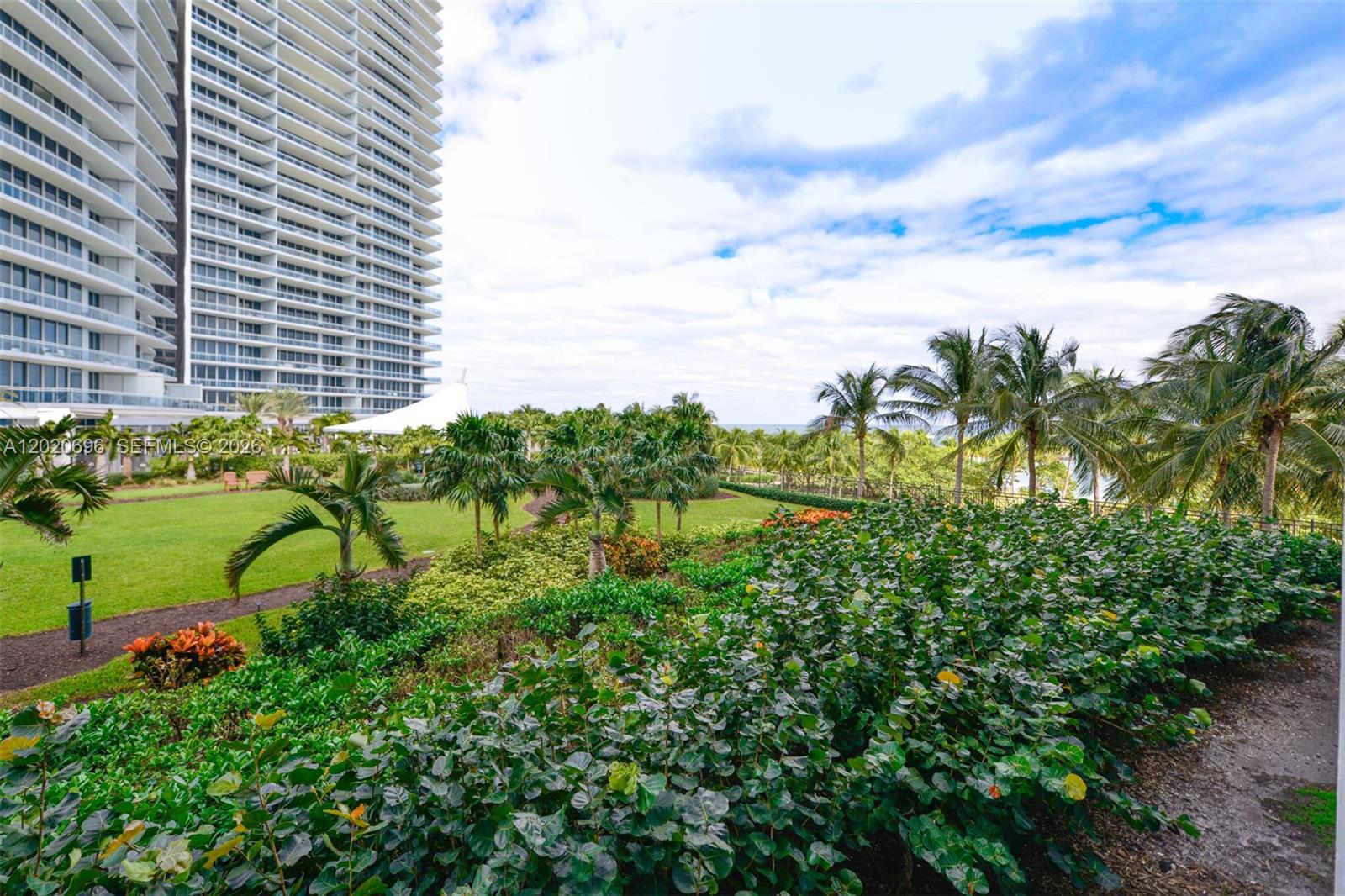 10275 Collins Ave #307, Bal Harbour FL 33154