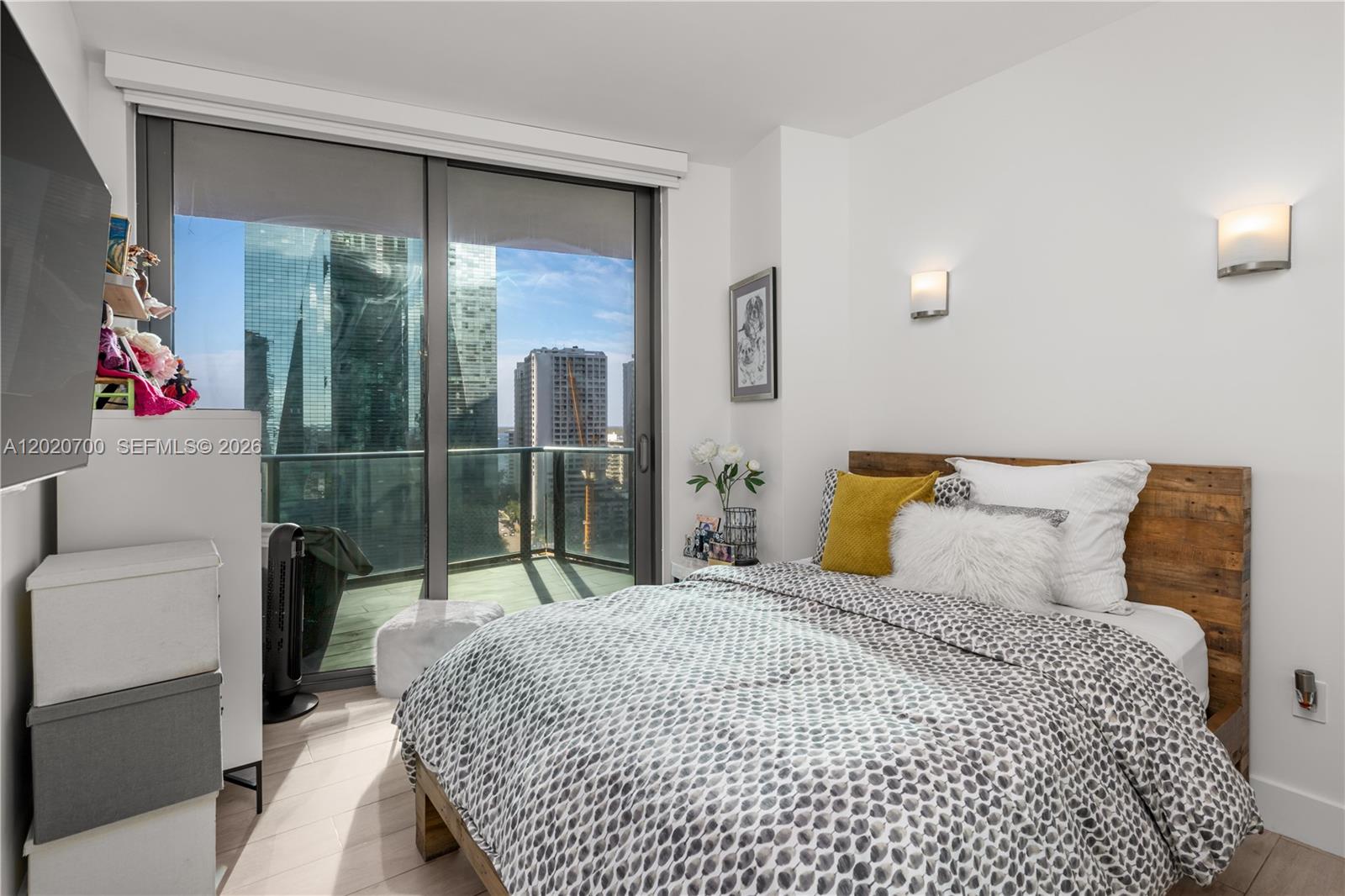 1300 S Miami Ave #1405, Miami FL 33130