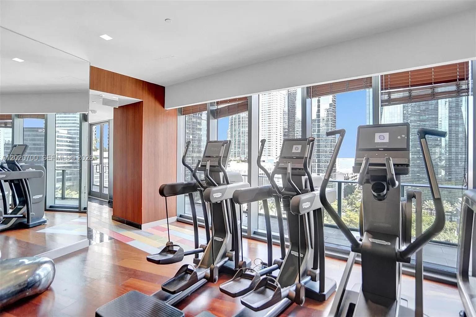 1300 S Miami Ave #1405, Miami FL 33130