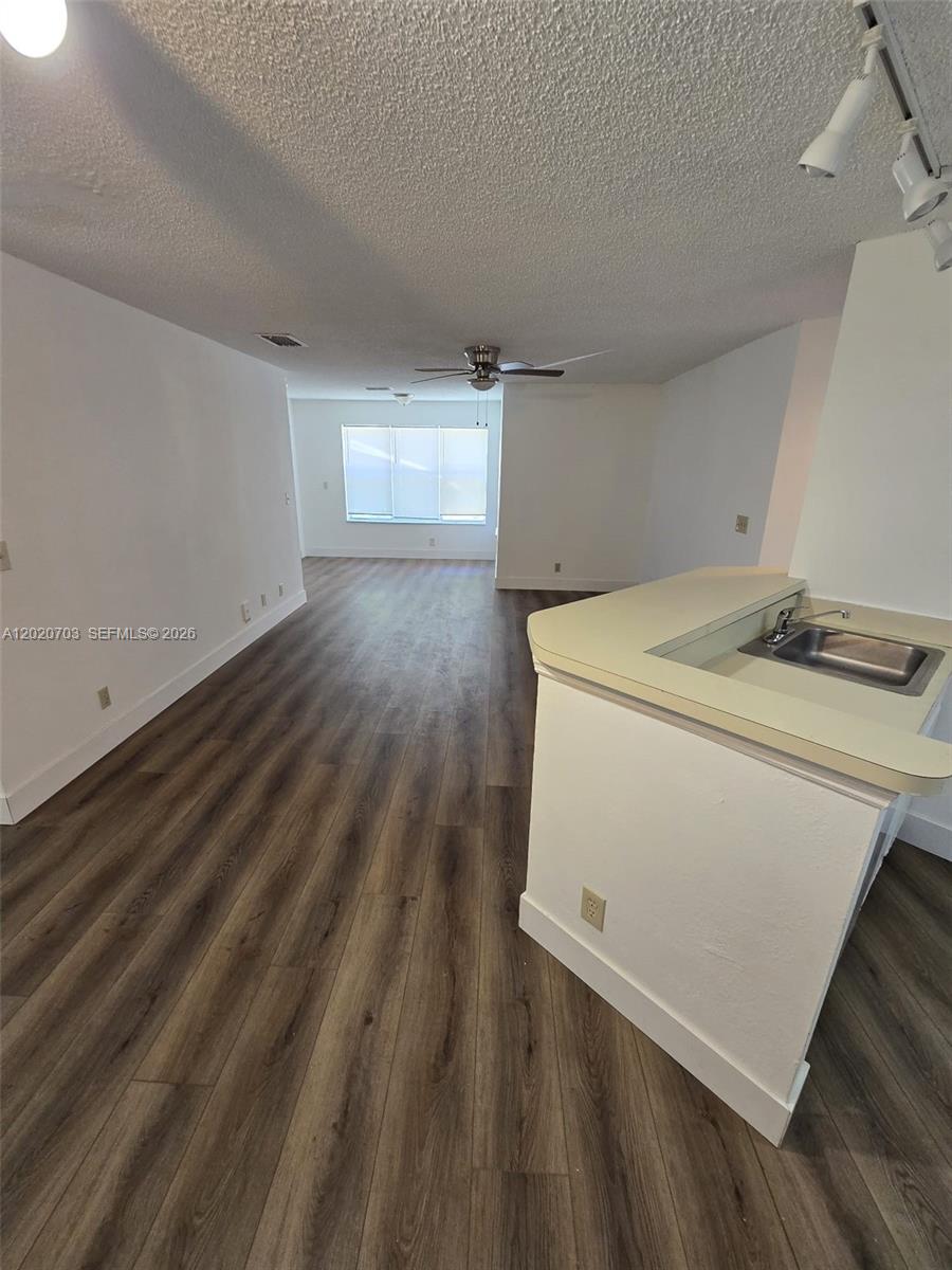 3340 N Pinewalk Dr N #1518, Margate FL 33063