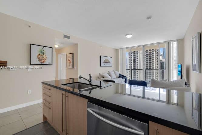 1111 SW 1st Ave #2723-N, Miami FL 33130