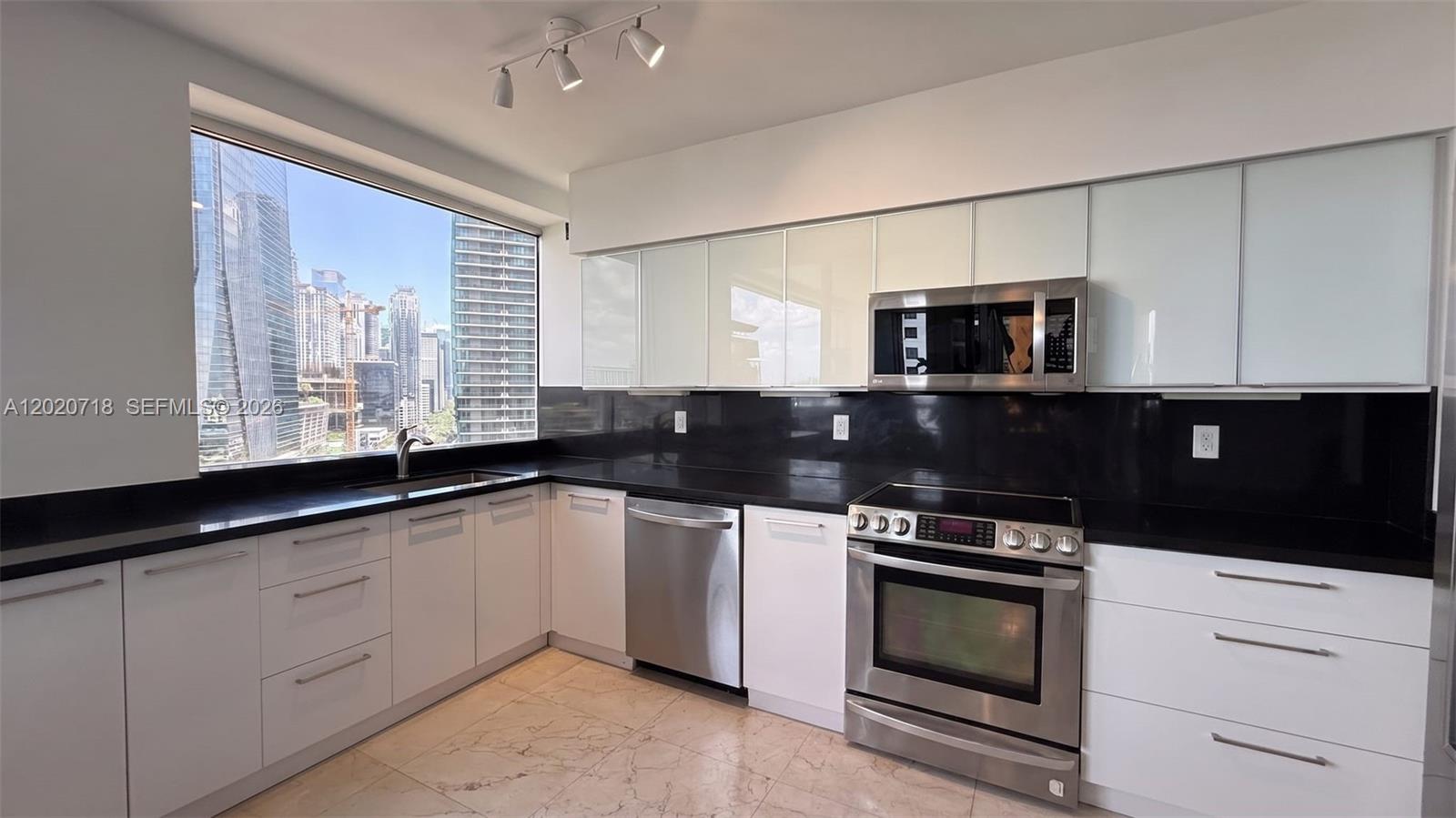 1541 Brickell Ave #A1801, Miami FL 33129