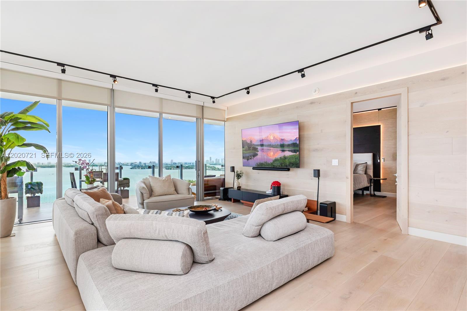700 NE 26th Ter #2901, Miami FL 33137