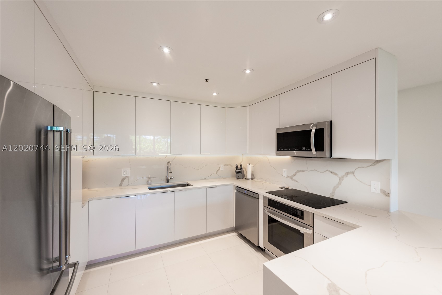 251 Crandon Blvd #227, Key Biscayne FL 33149