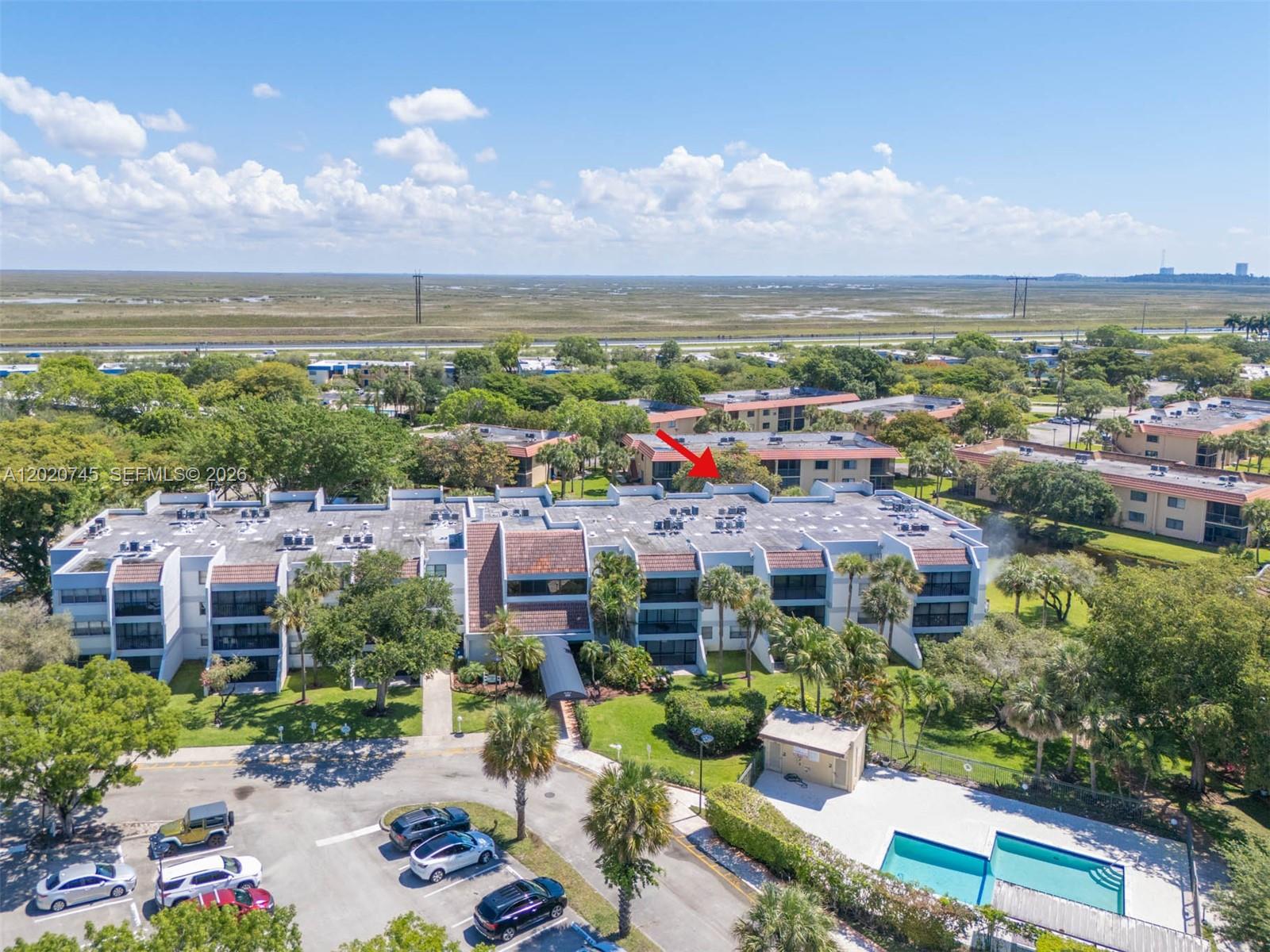 200 LAKEVIEW DR #211, Weston FL 33326