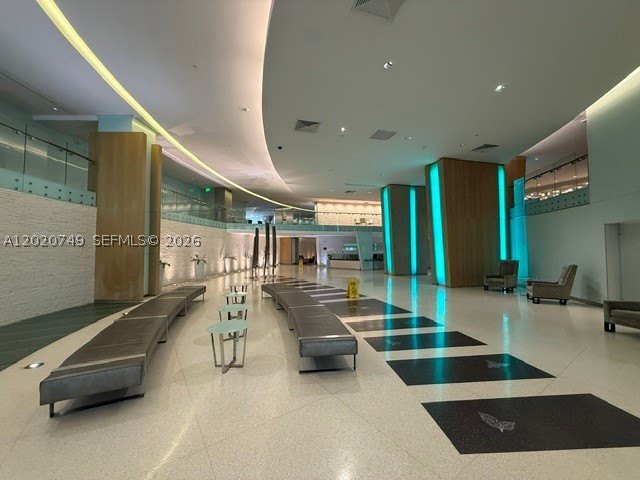 92 SW 3rd St #1804, Miami FL 33130