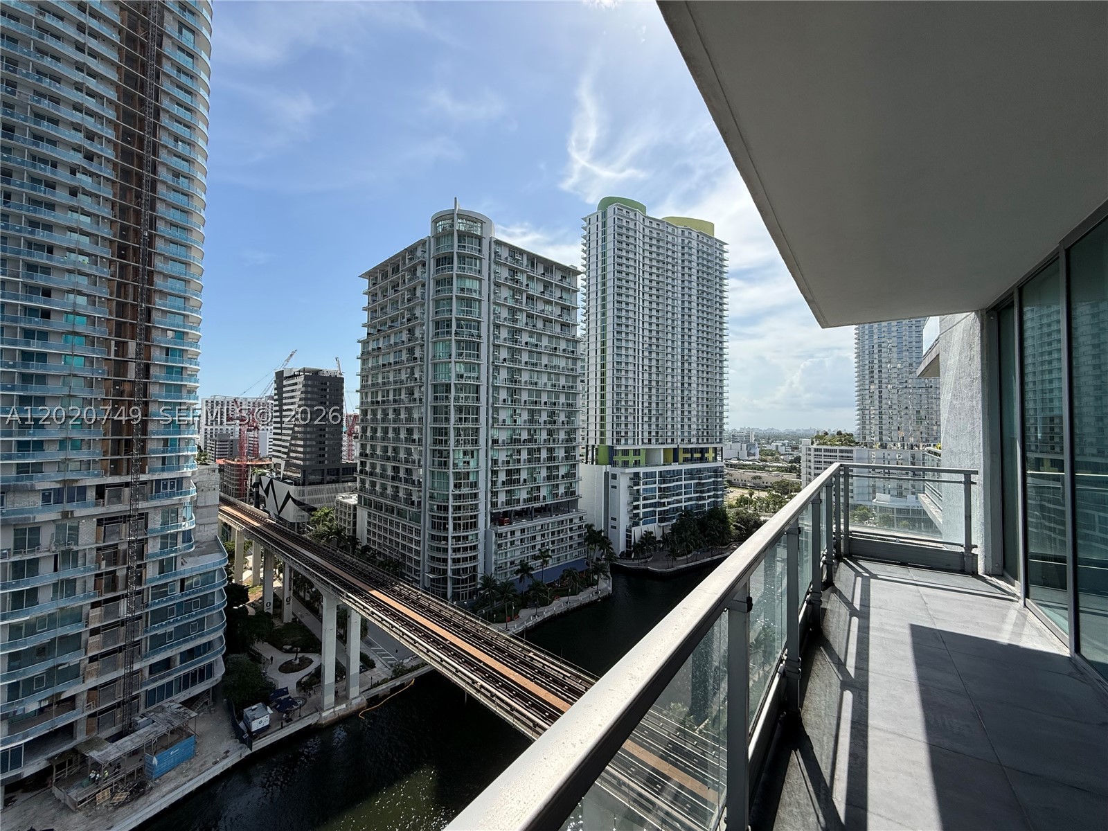 92 SW 3rd St #1804, Miami FL 33130