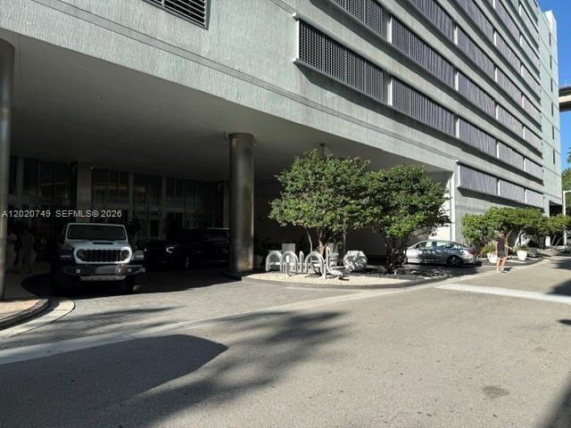 92 SW 3rd St #1804, Miami FL 33130