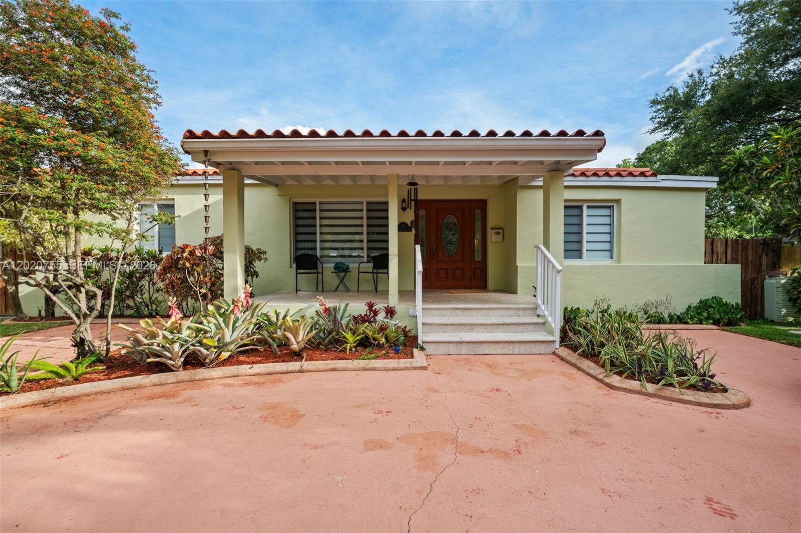 10 S Melrose Dr, Miami Springs FL 33166