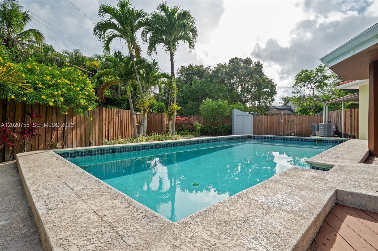 10 S Melrose Dr, Miami Springs FL 33166