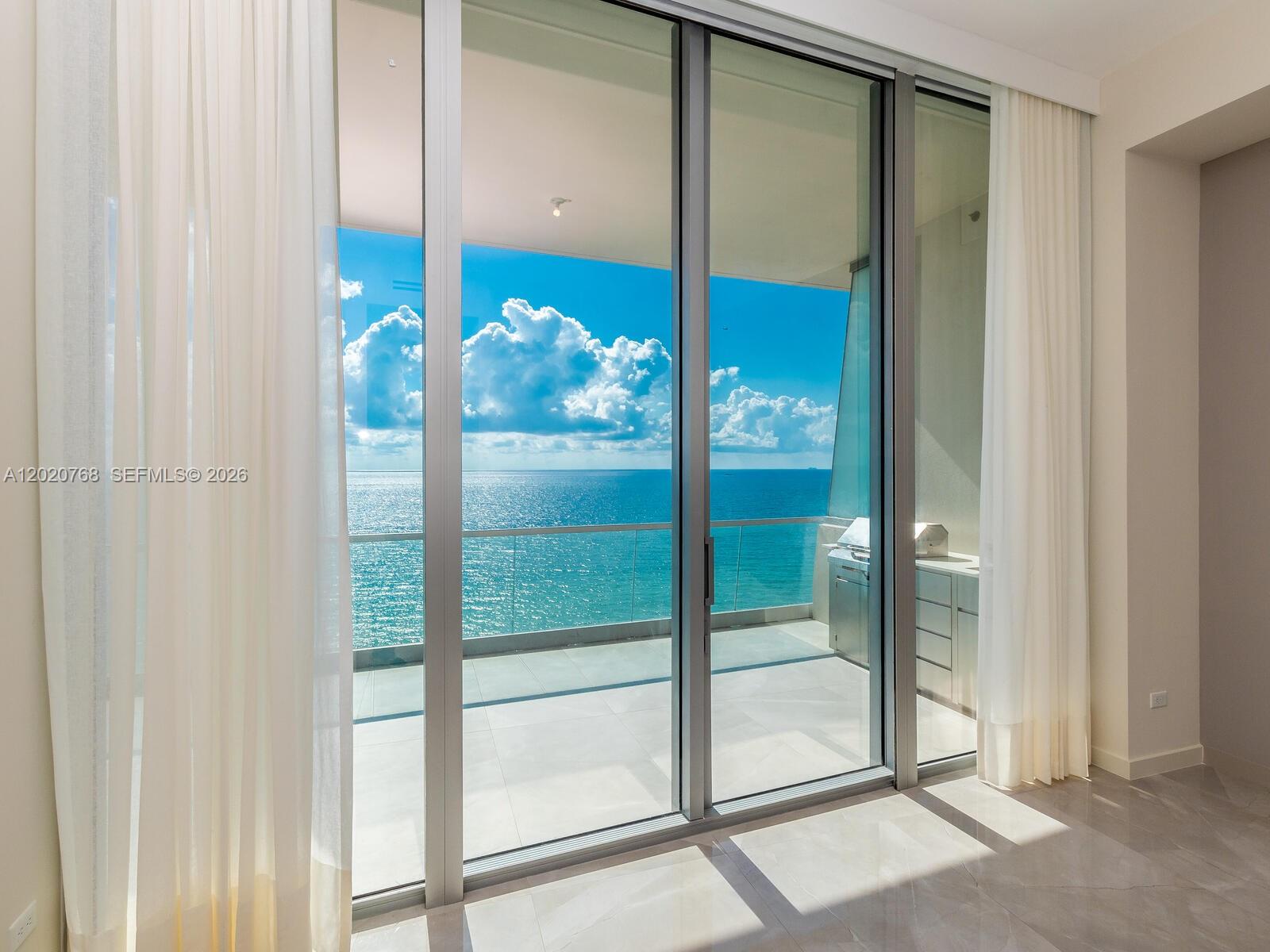 18501 E Collins #1503, Sunny Isles Beach FL 33160