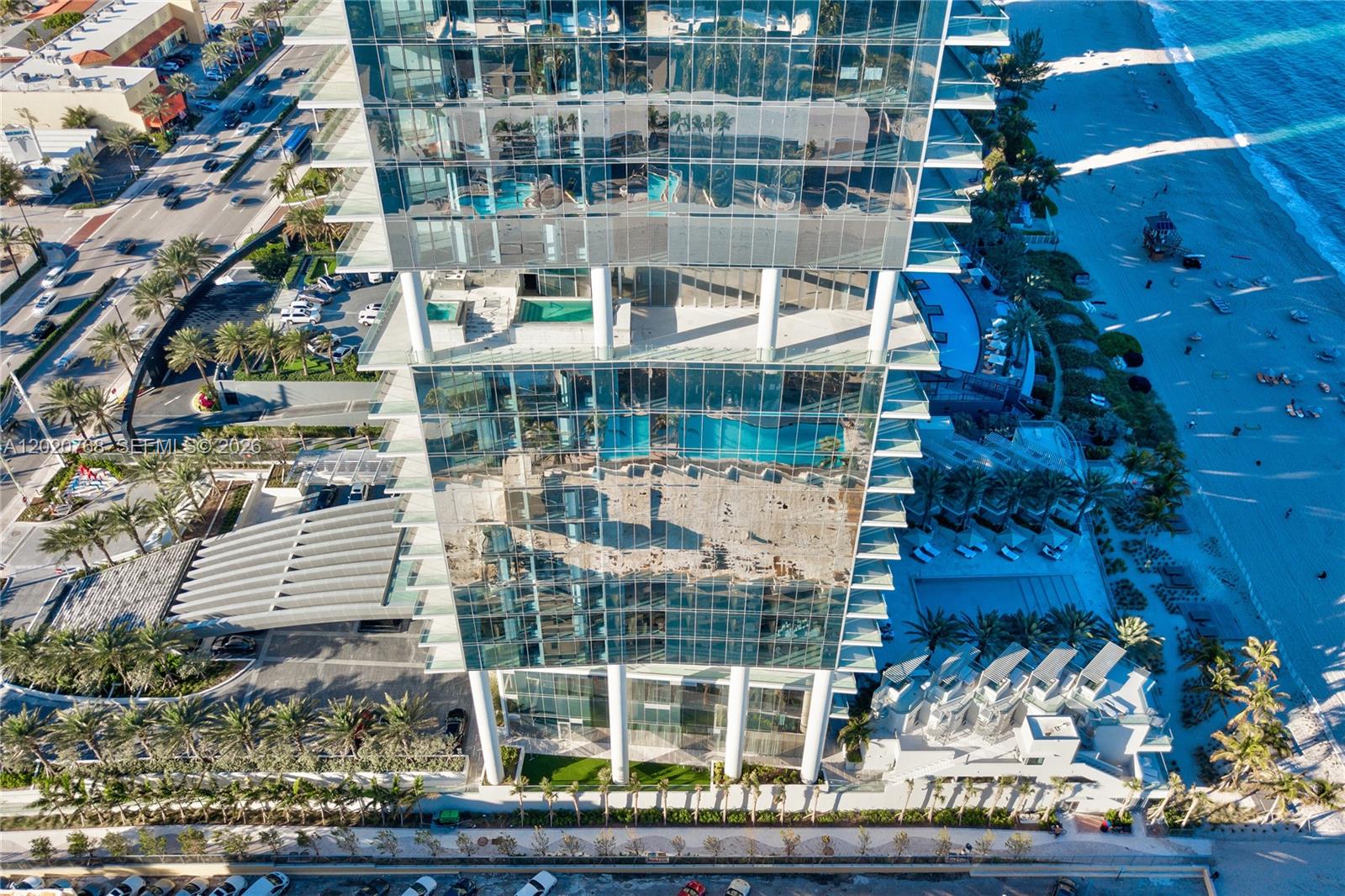 18501 E Collins #1503, Sunny Isles Beach FL 33160