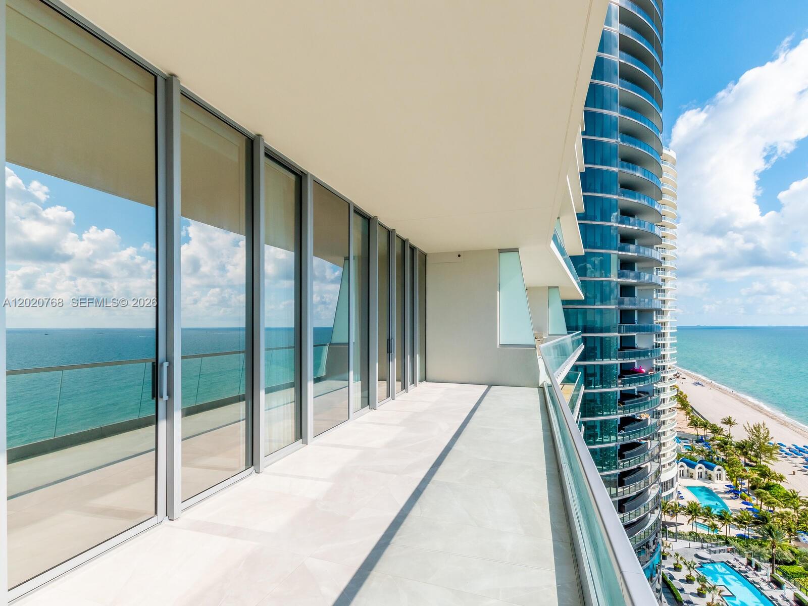 18501 E Collins #1503, Sunny Isles Beach FL 33160