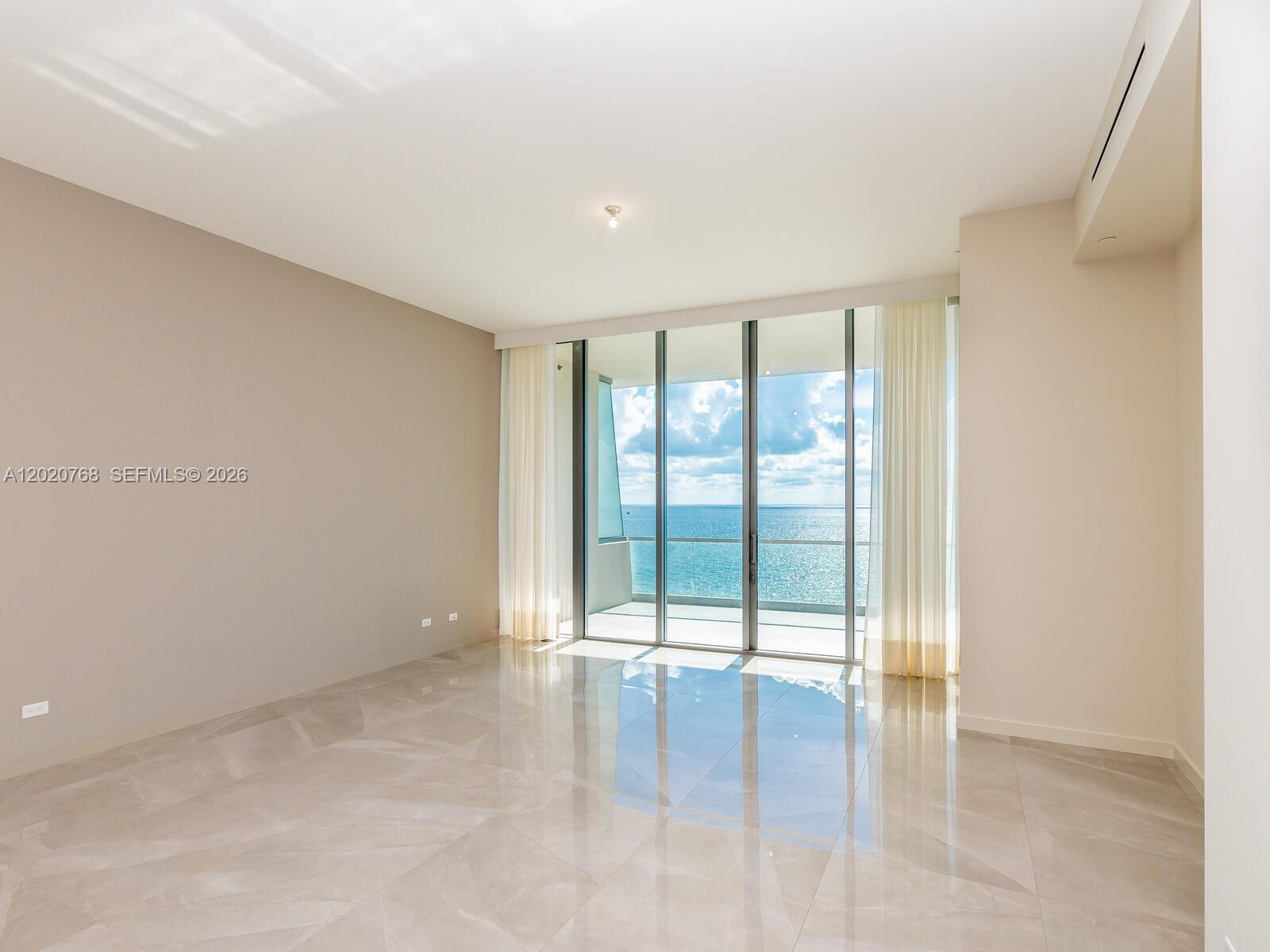 18501 E Collins #1503, Sunny Isles Beach FL 33160
