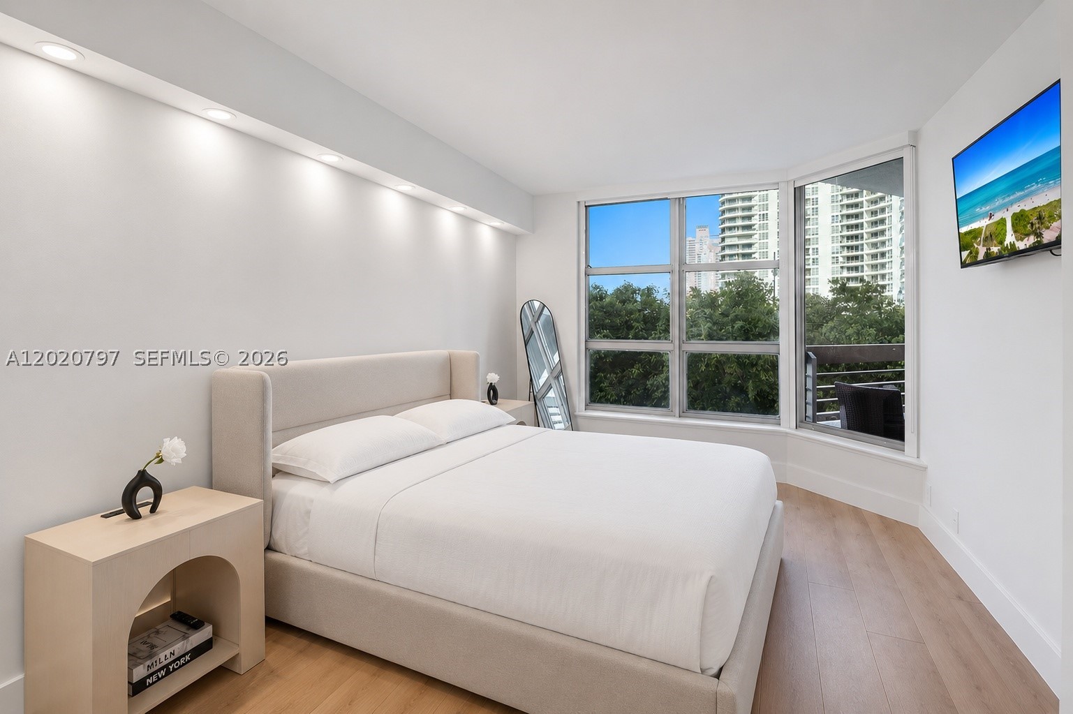 19101 NE 36th Ct #402, Aventura FL 33180