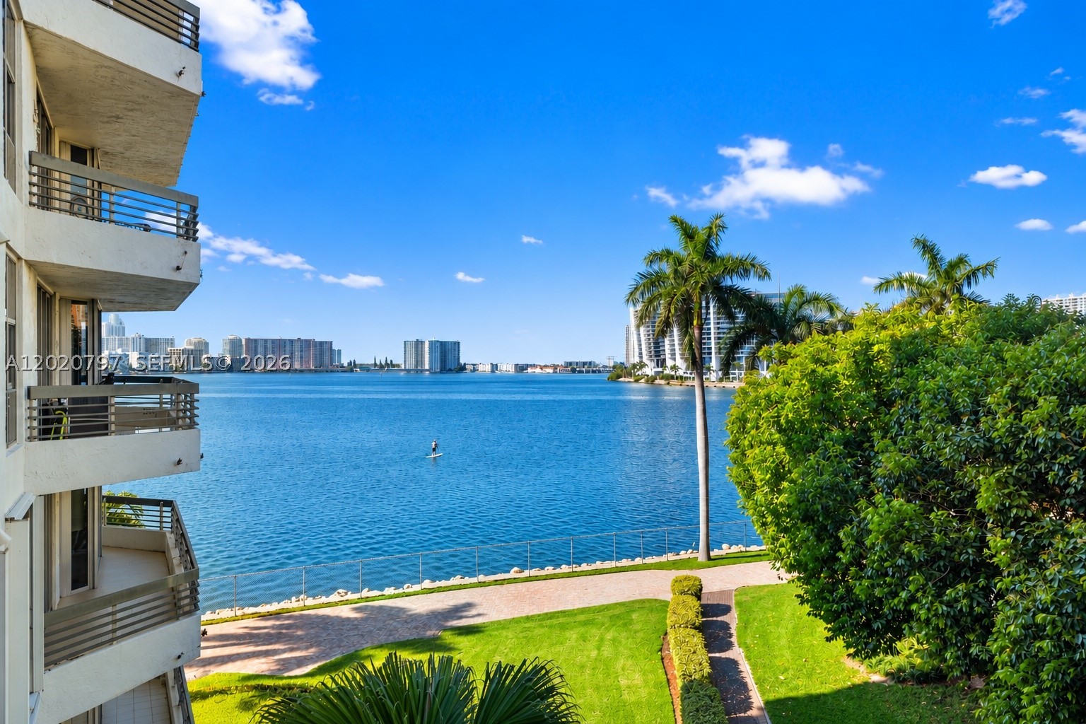 19101 NE 36th Ct #402, Aventura FL 33180