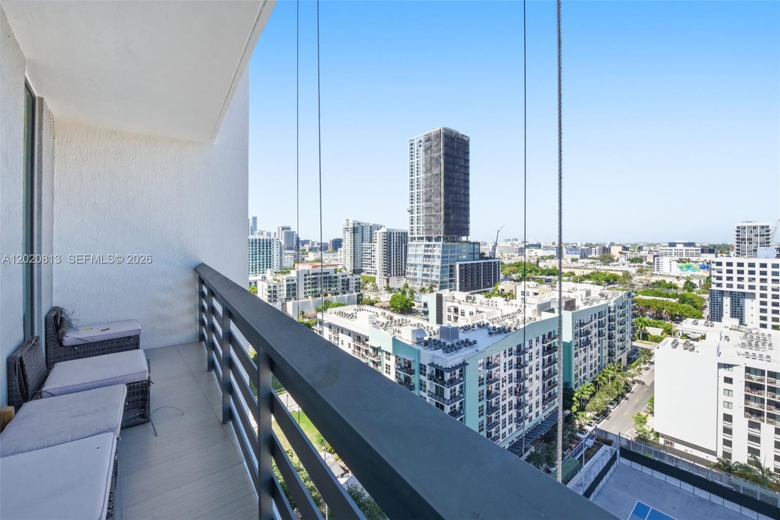 460 NE 28th St #1801, Miami FL 33137