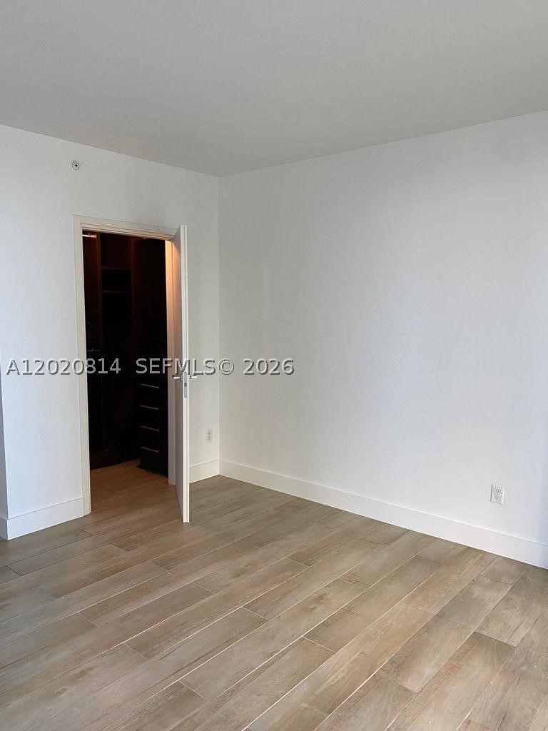 1300 Brickell Bay Dr #1805, Miami FL 33131