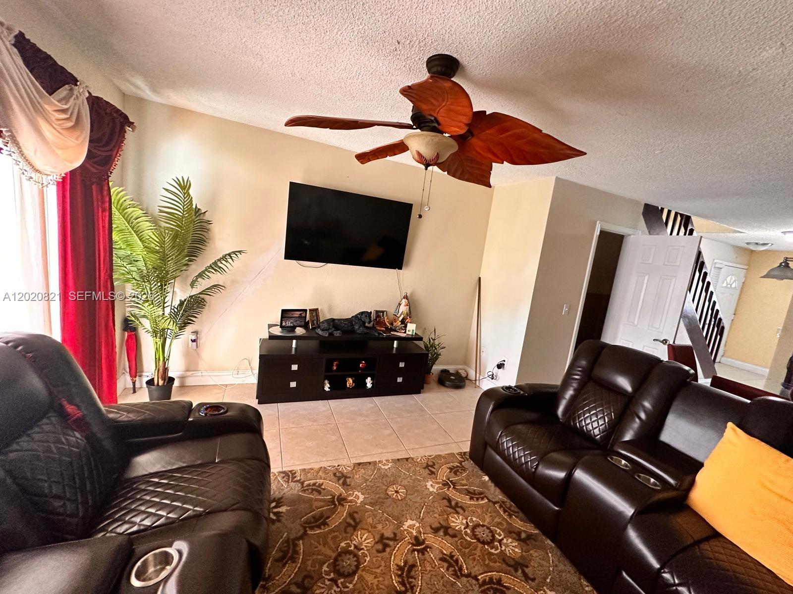 5953 W 28th Ave #24, Hialeah FL 33016