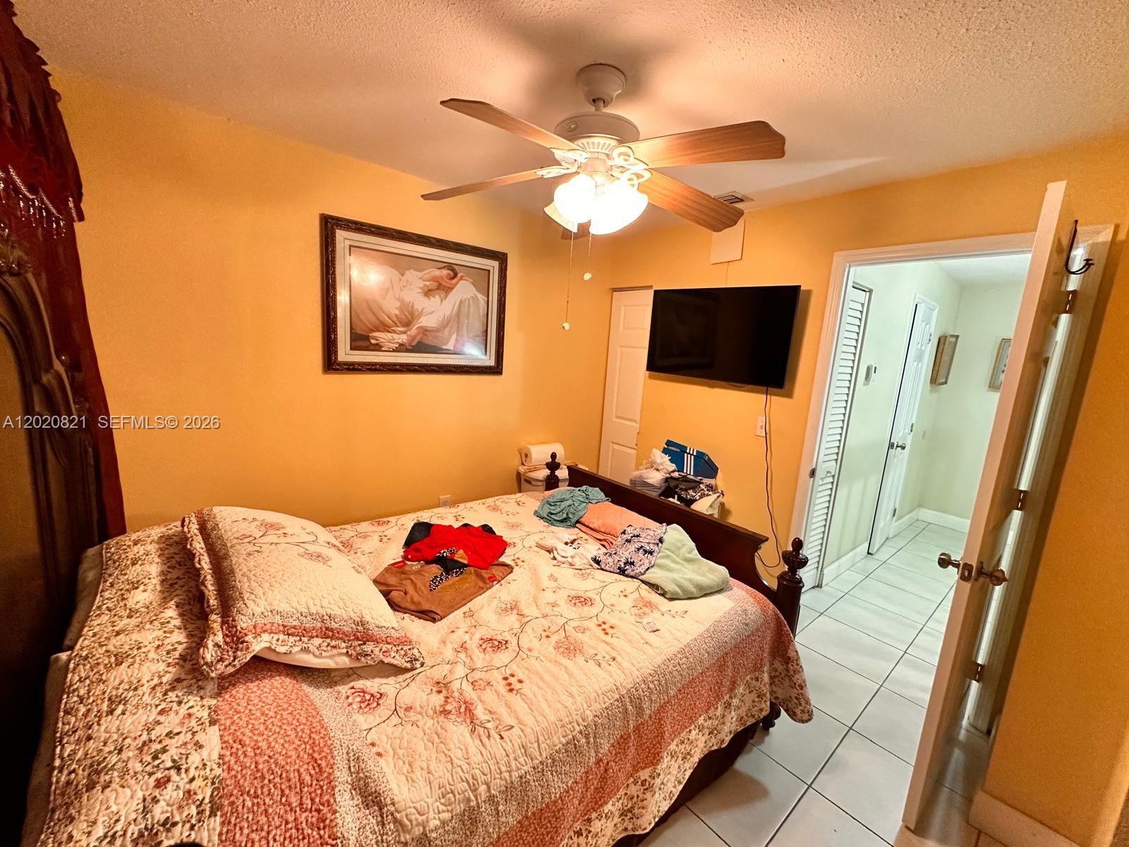 5953 W 28th Ave #24, Hialeah FL 33016