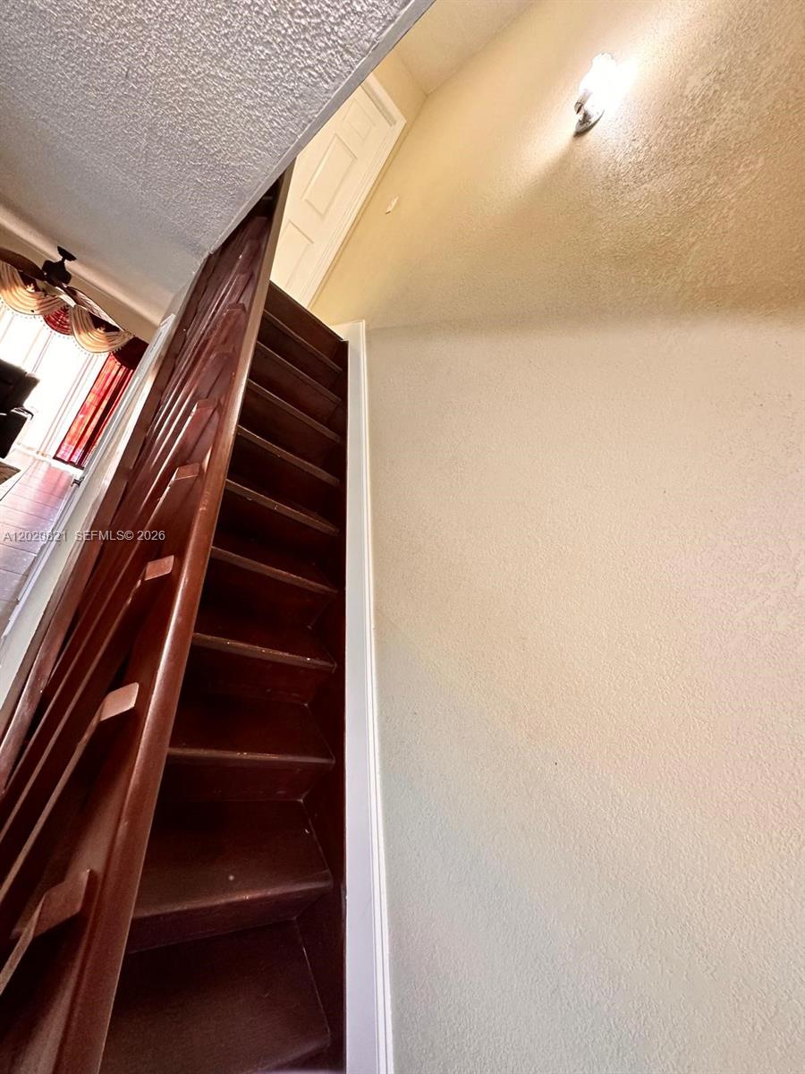 5953 W 28th Ave #24, Hialeah FL 33016