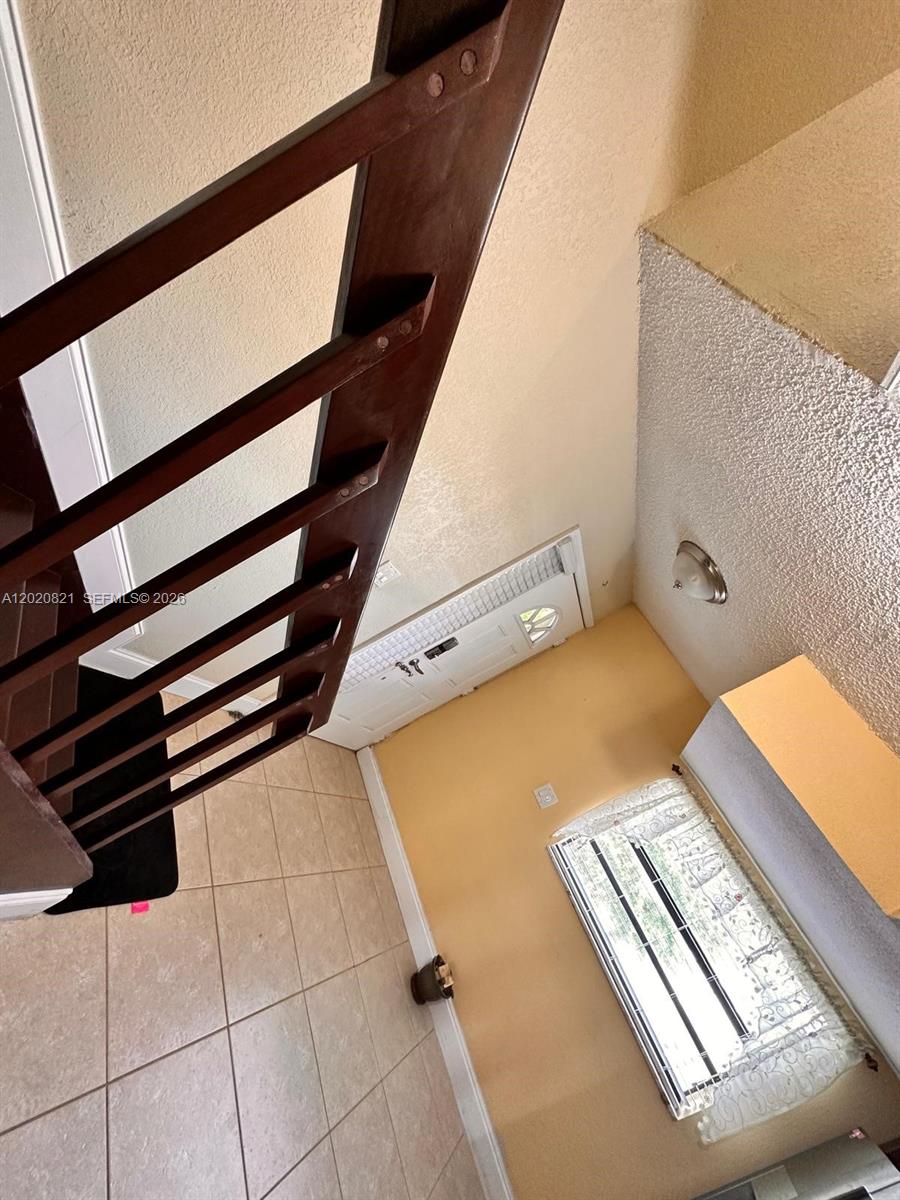 5953 W 28th Ave #24, Hialeah FL 33016