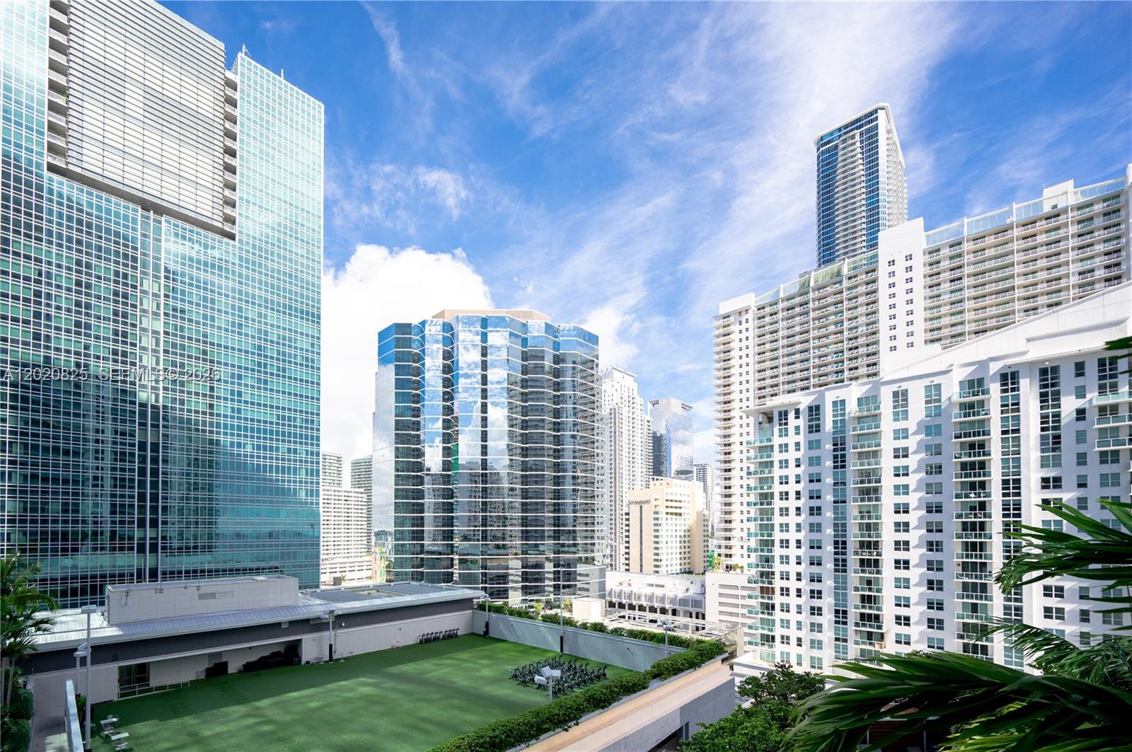 1300 Brickell Bay Dr #1601, Miami FL 33131