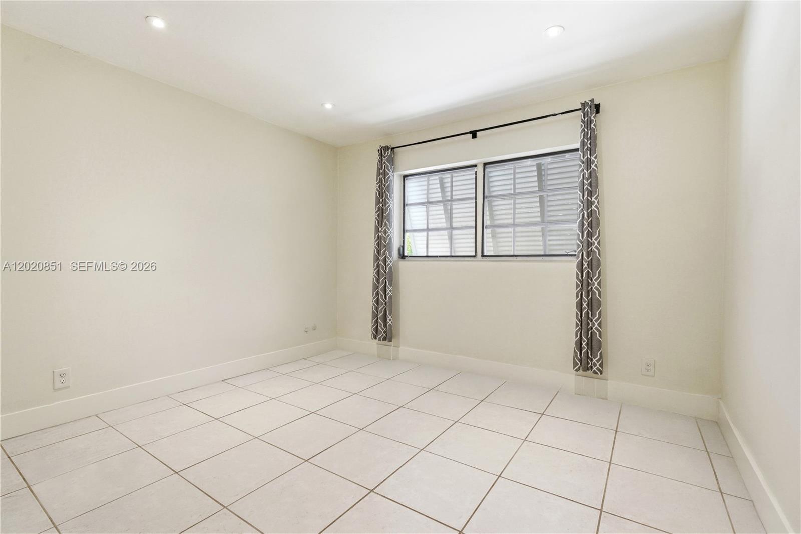 1200 Mariposa Ave #E104, Coral Gables FL 33146
