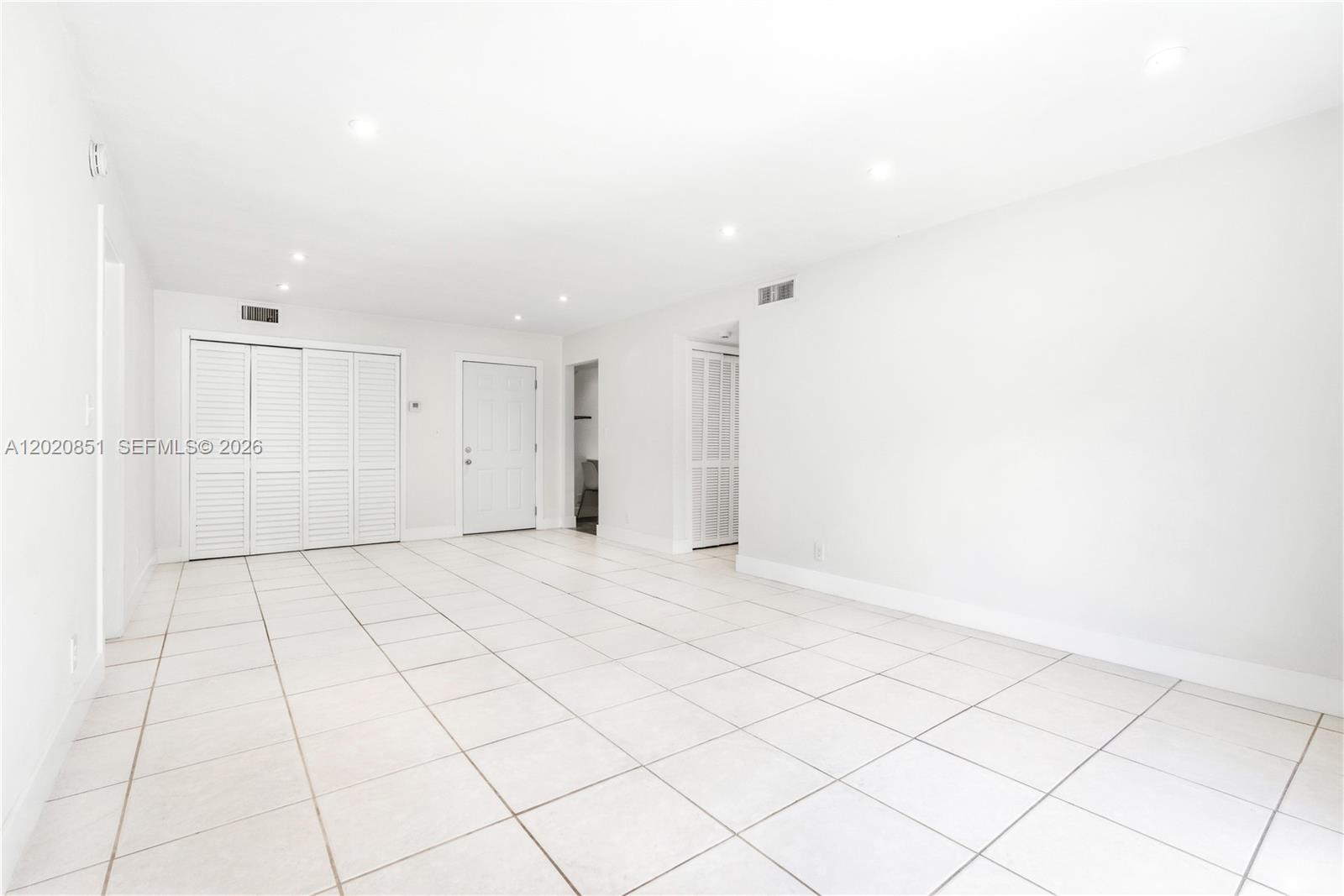 1200 Mariposa Ave #E104, Coral Gables FL 33146