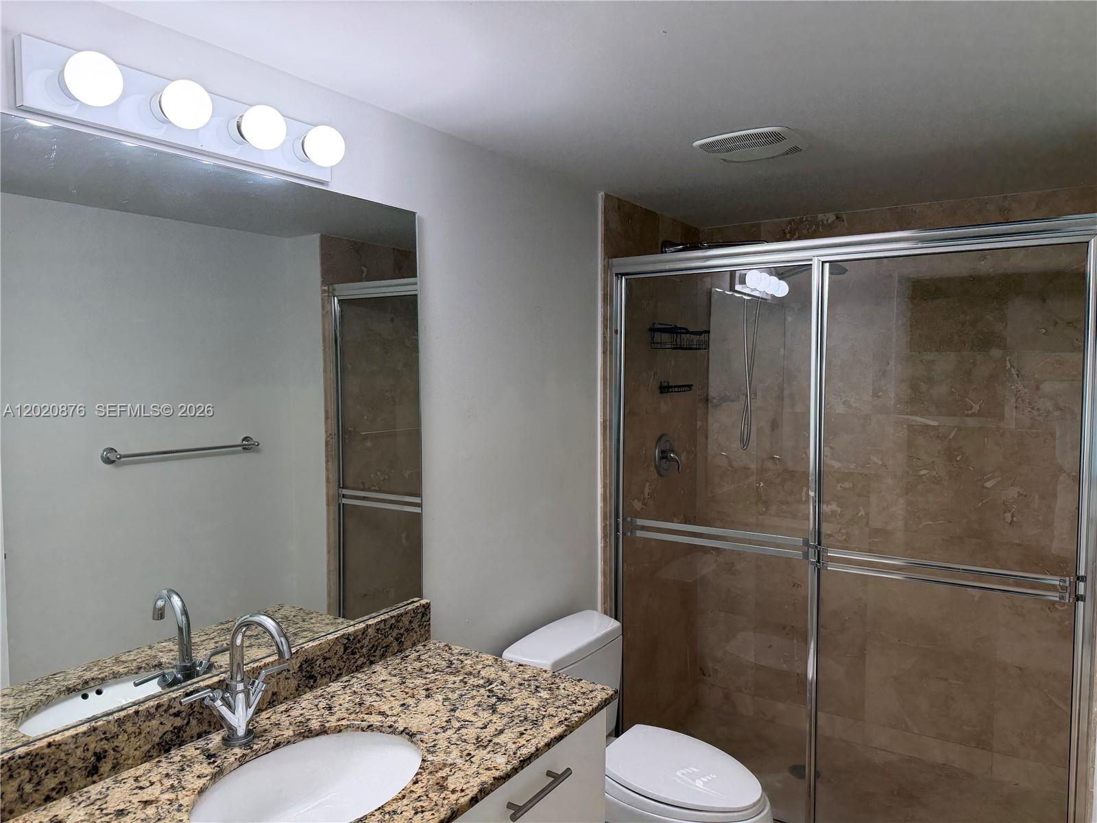 41 SE 5th St #716, Miami FL 33131