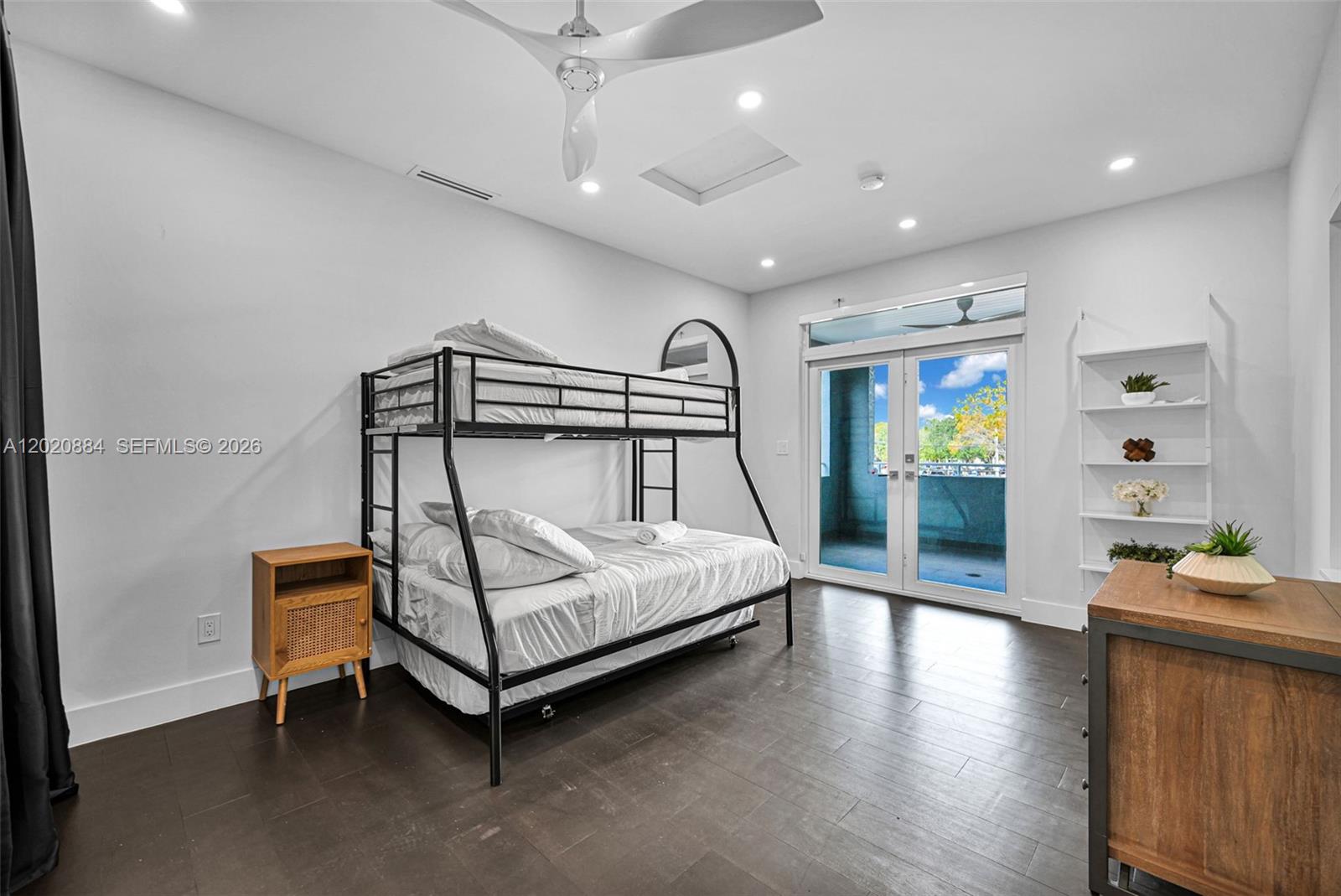 150 NE 50th Ter, Miami FL 33137