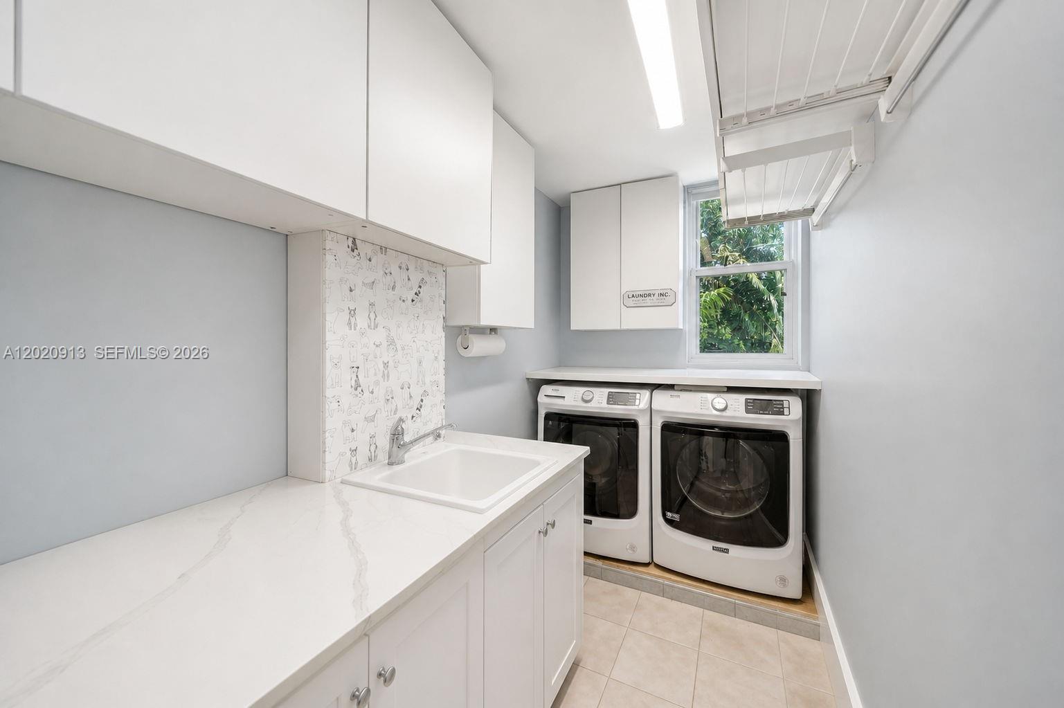 860 NE 127TH ST, North Miami FL 33161