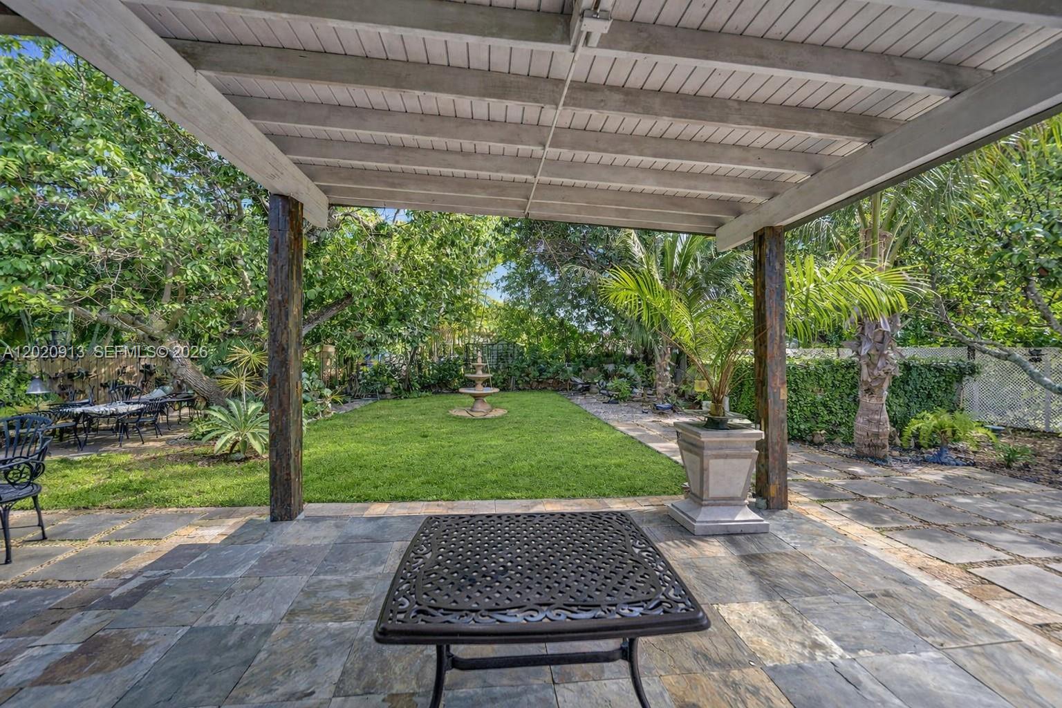 860 NE 127TH ST, North Miami FL 33161