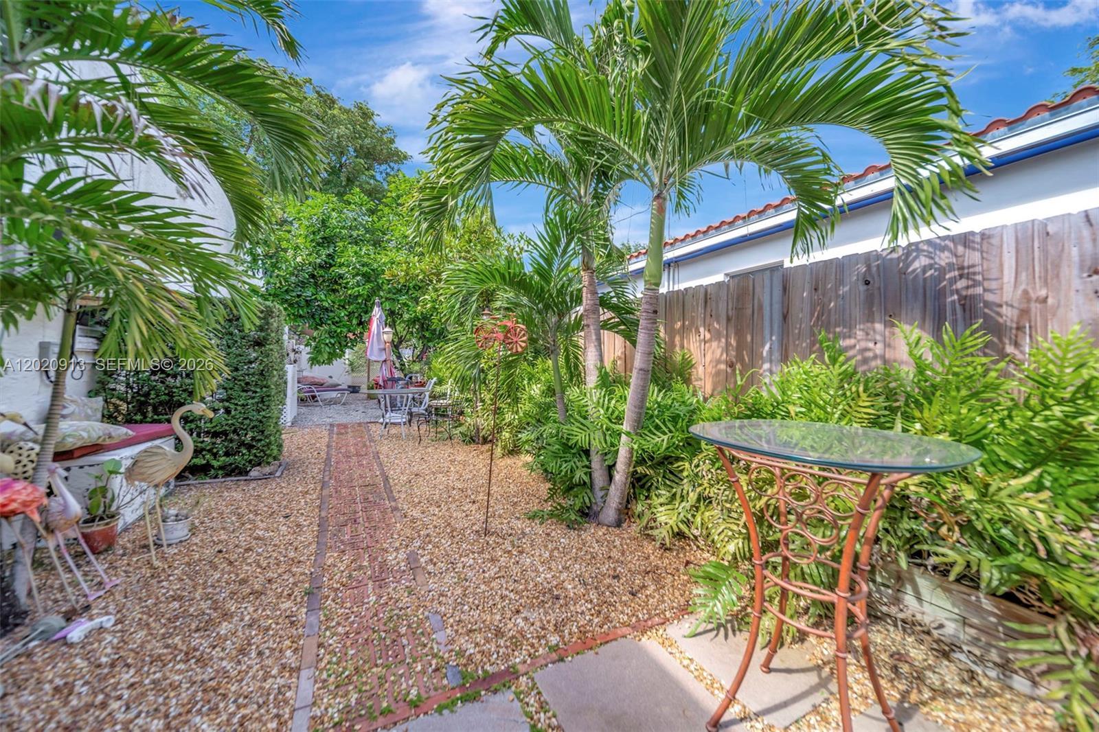 860 NE 127TH ST, North Miami FL 33161