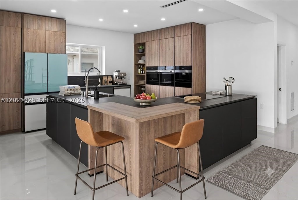 1101 S Shore Dr #1, Miami Beach FL 33141