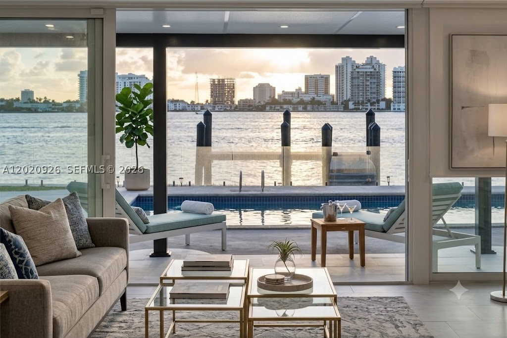 1101 S Shore Dr #1, Miami Beach FL 33141