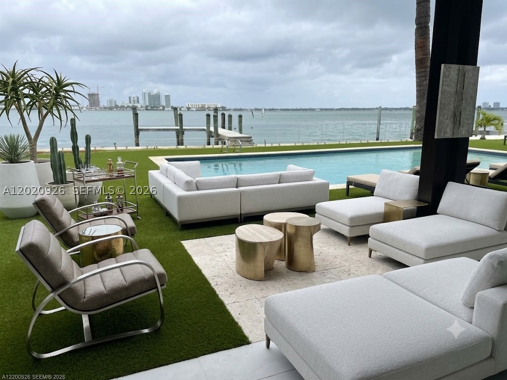 1101 S Shore Dr #1, Miami Beach FL 33141