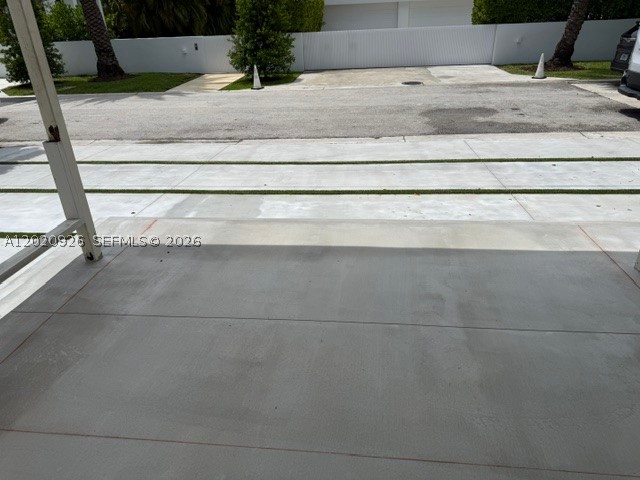 1101 S Shore Dr #1, Miami Beach FL 33141
