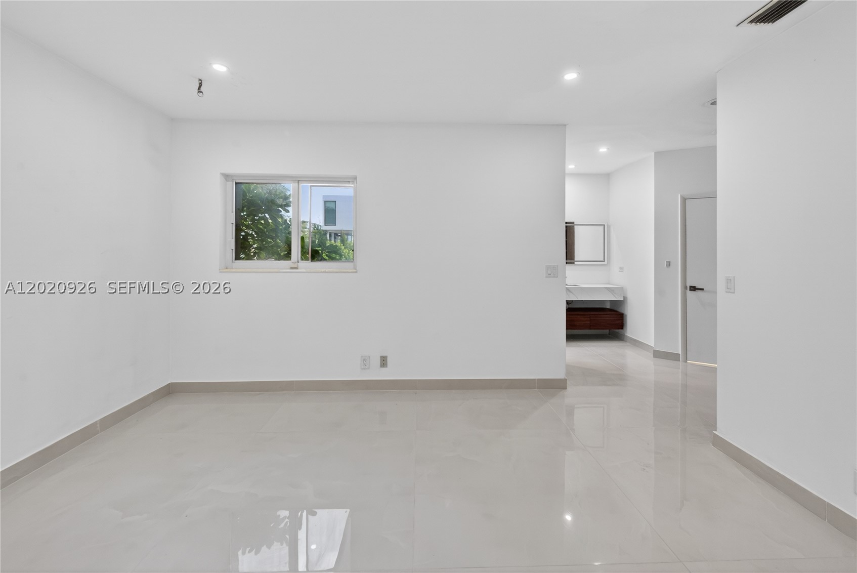 1101 S Shore Dr #1, Miami Beach FL 33141